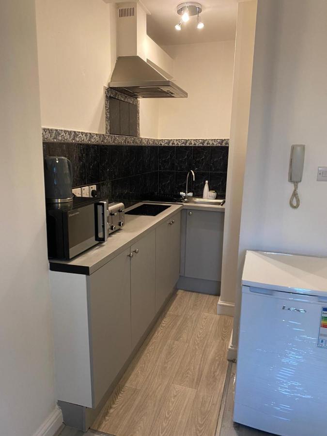 Cosy 1 Bedroom Apartment London Eksteriør bilde